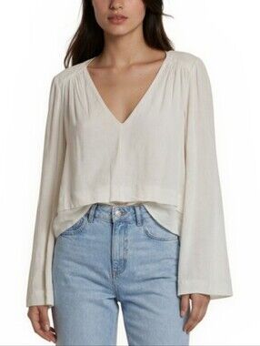 Free People White V Neck Bell Sleeve Cropped Boho Blouse Top Size M